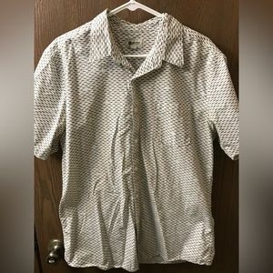 Large button up short sleeve shirt